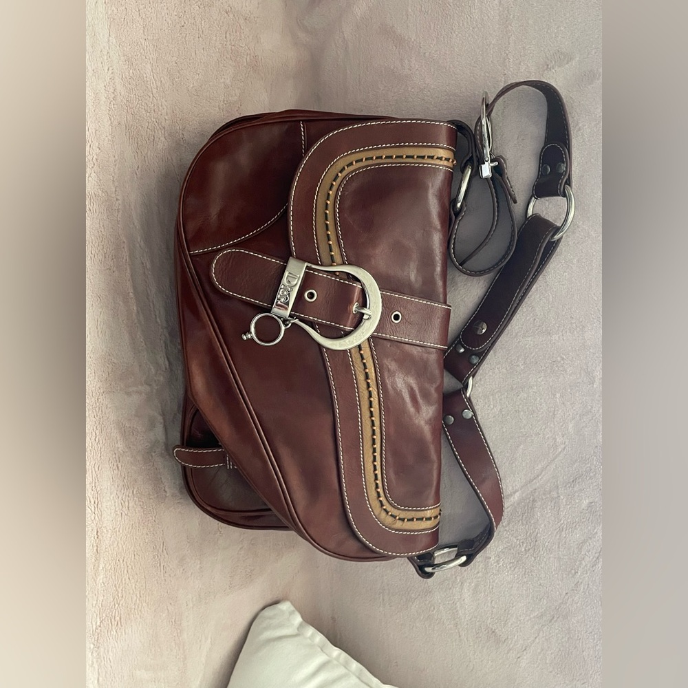 Dior Brown Leather Saddle Bag with Tan Accent - Picture 2 of 10